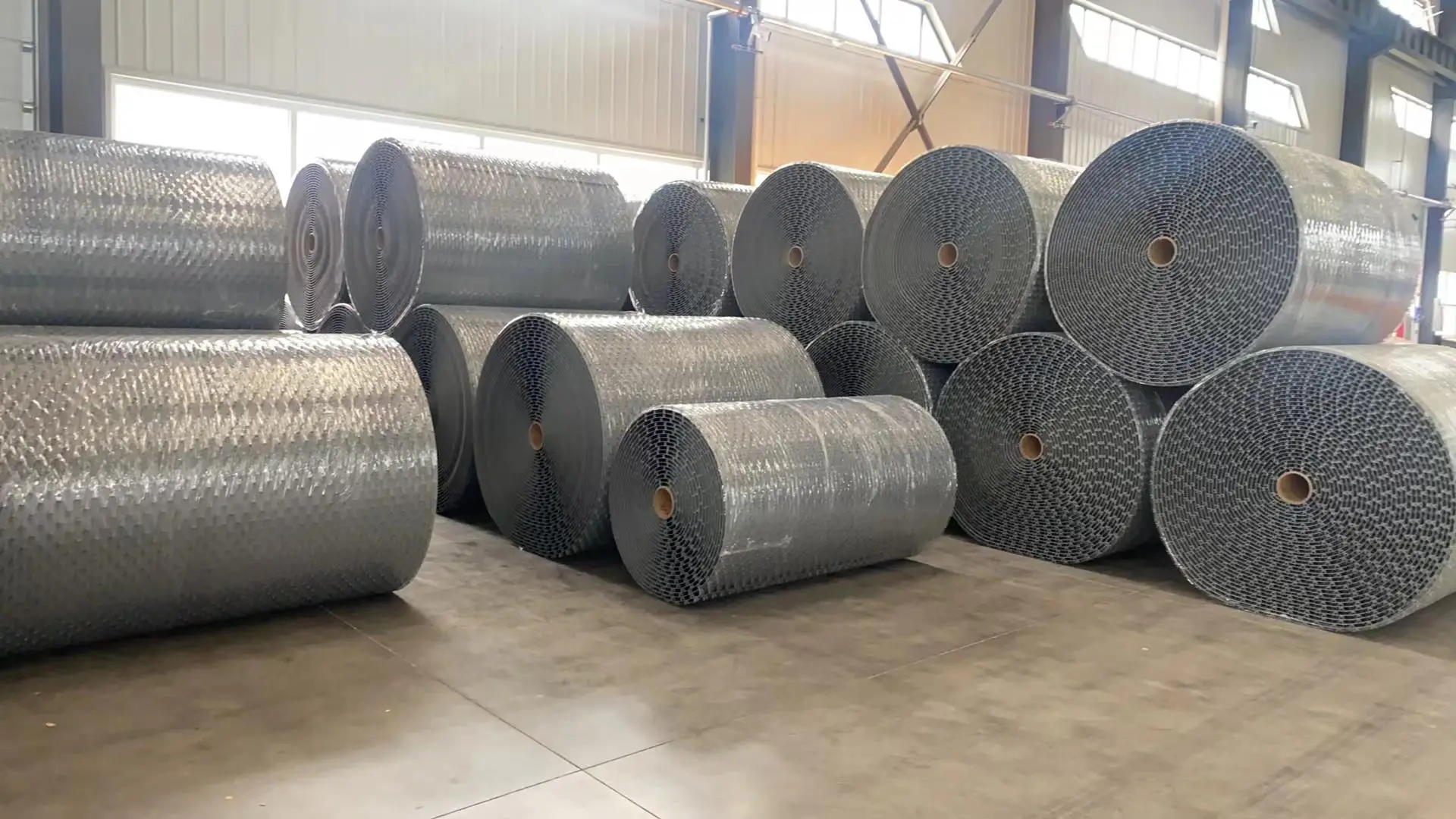 Stabilizes equipment, roadbeds and slopes. High strength, stable and reliable for construction use.