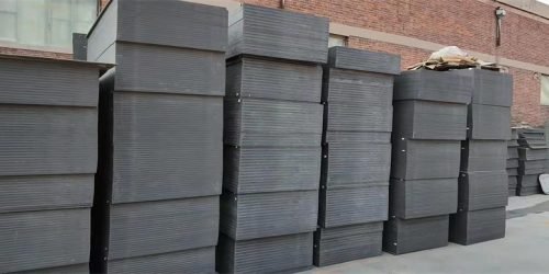 Wear resistant plastic sheet